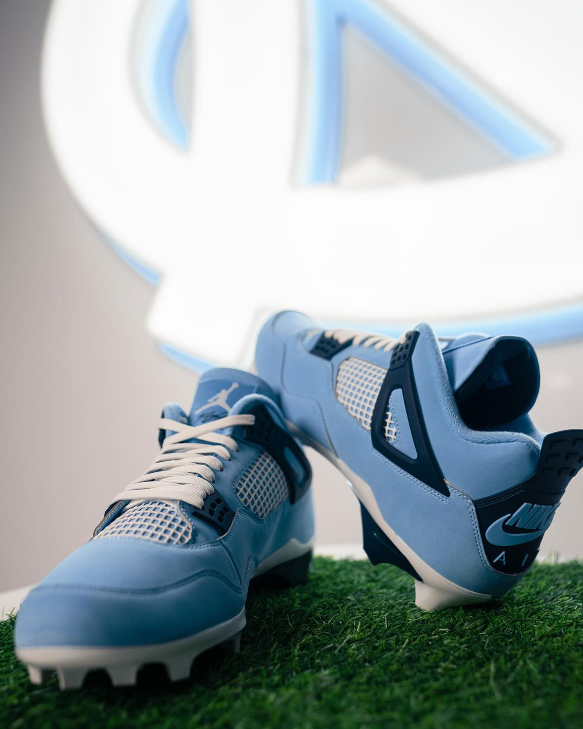Air Jordan 4 Cleats Unc Football Pe 2025 3