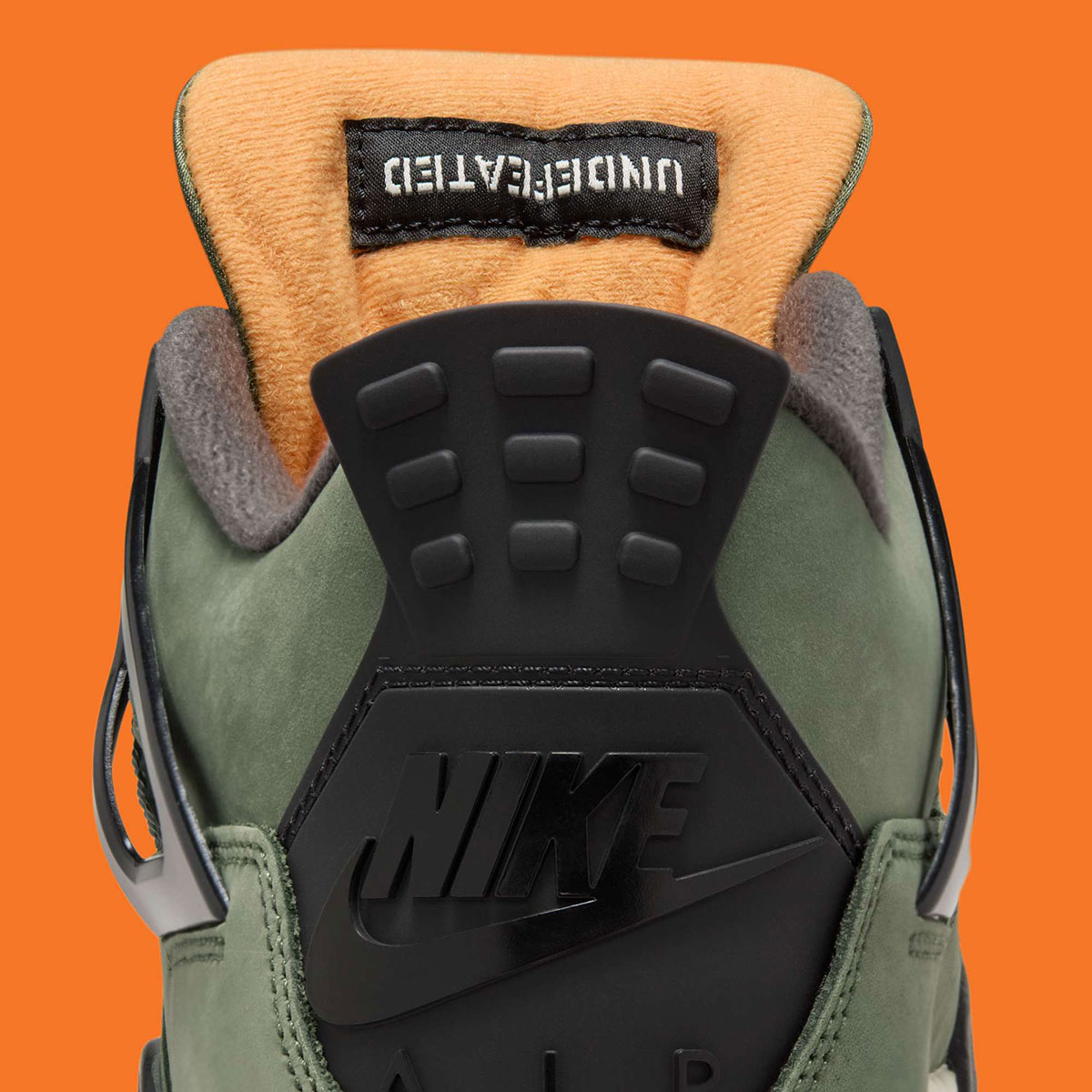Air Jordan 4 Undefeated Official Images 6