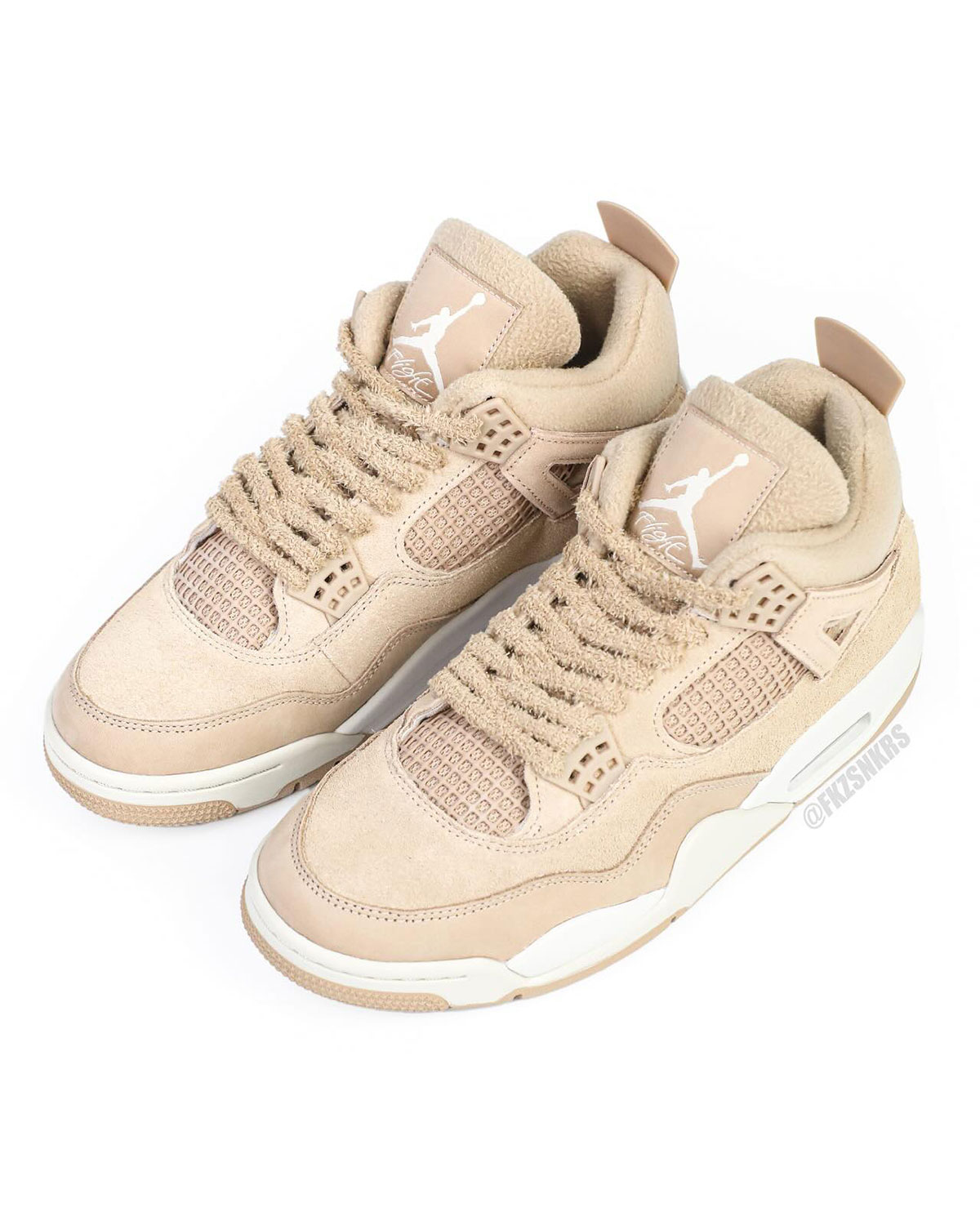 Cozy Jordan 4 Hv0823 200 11