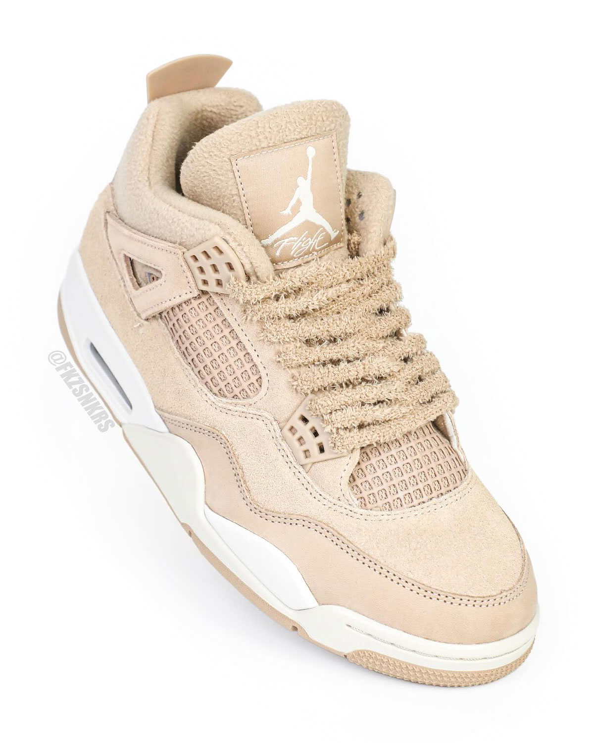 Cozy Jordan 4 Hv0823 200 2