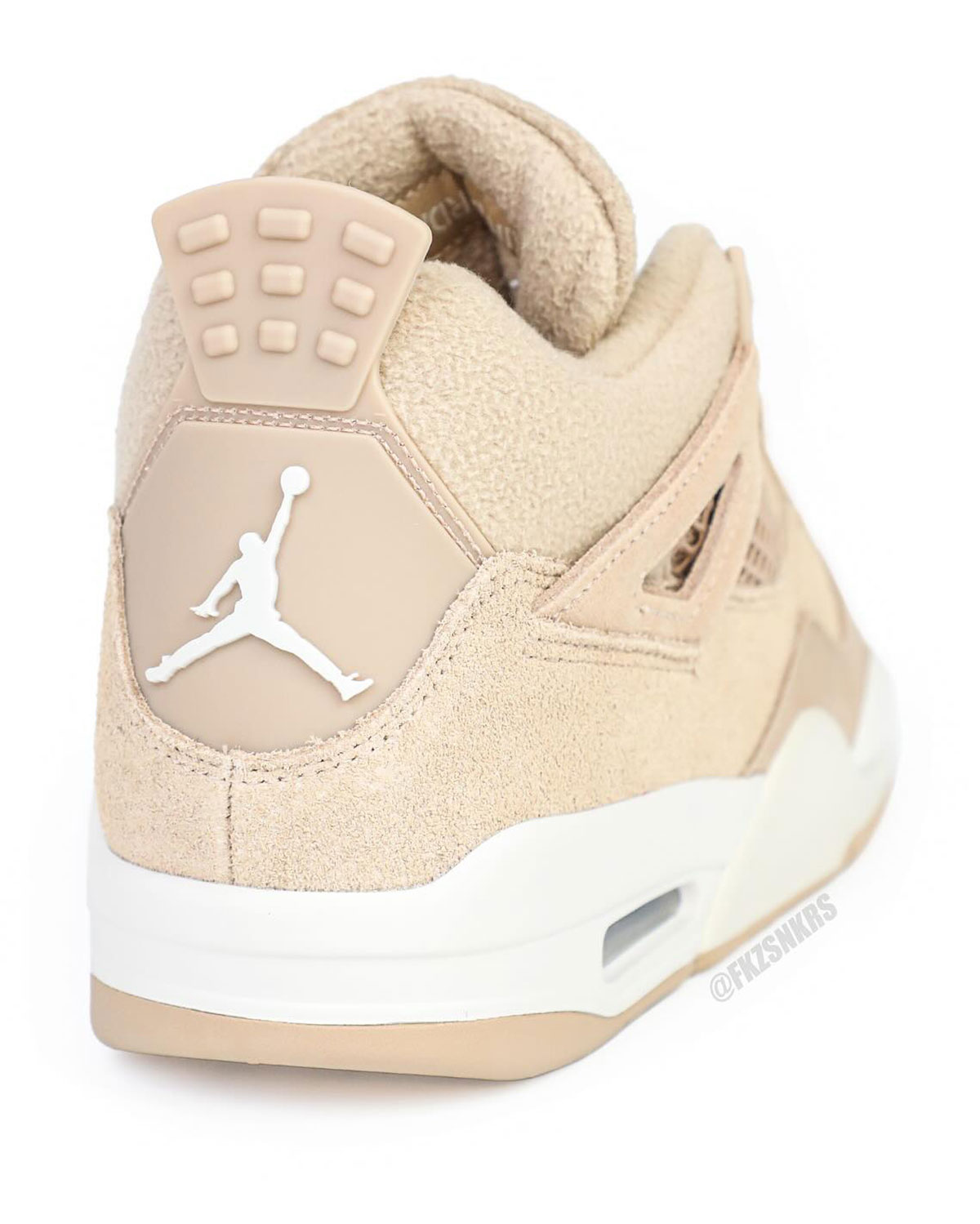 Cozy Jordan 4 Hv0823 200 7