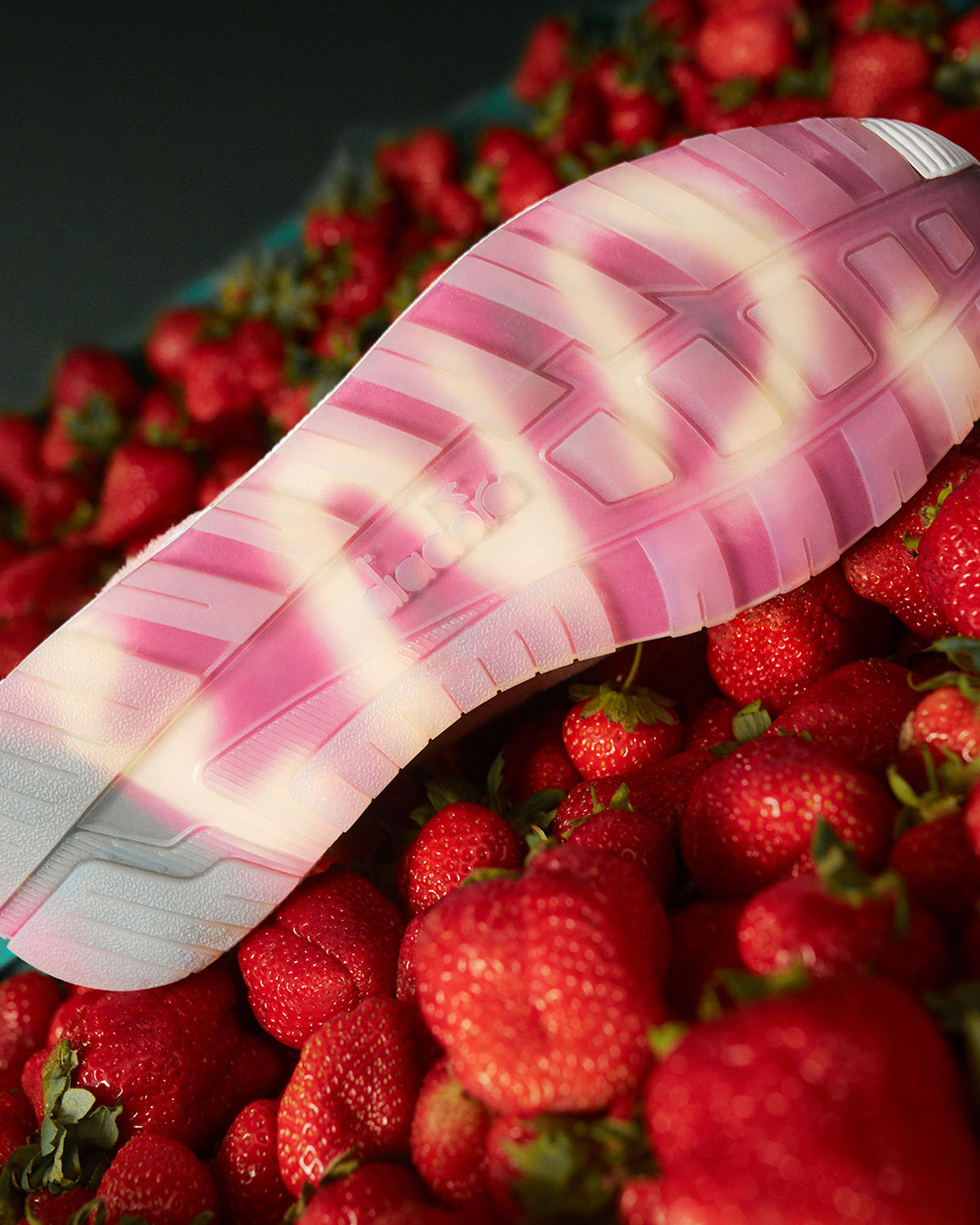 End Diadora N9000 Strawberries And Cream Release Date 12