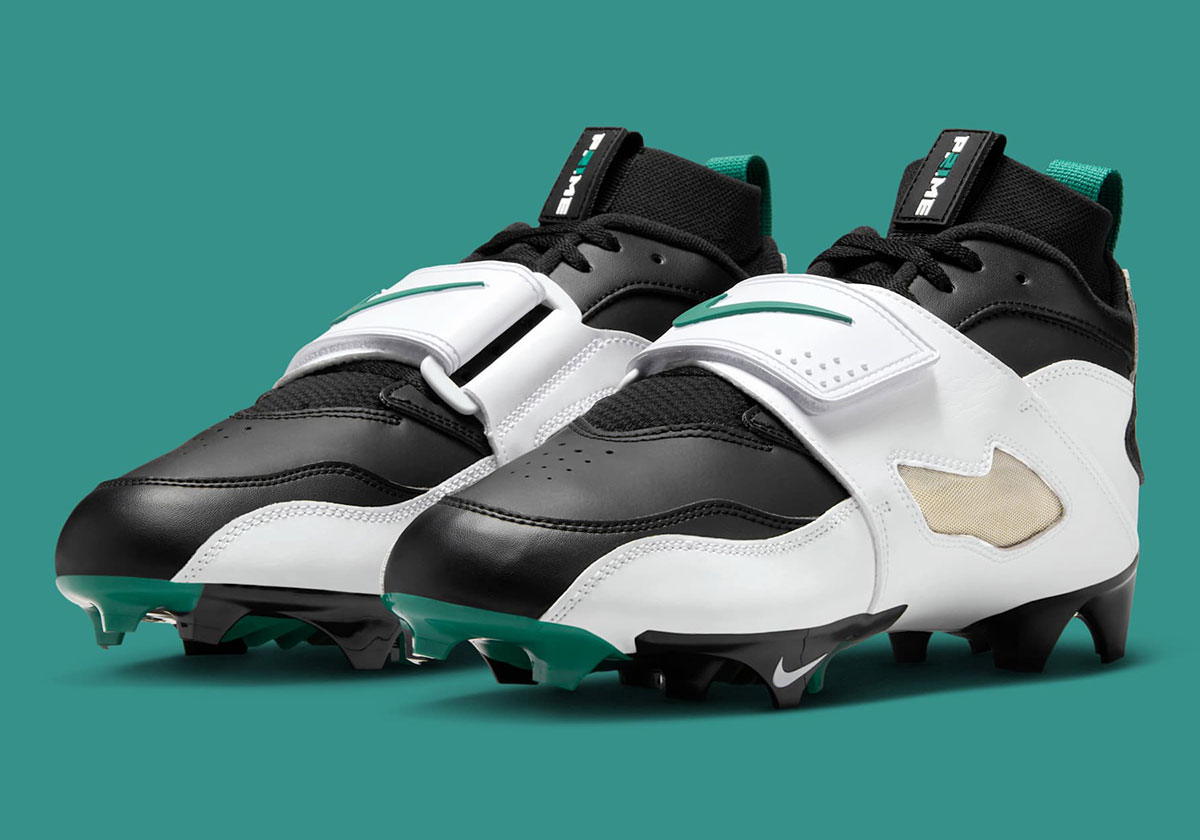 Deion Sanders' "Emerald" Branches Onto The Nike Air Diamond Turf 93 Cleats