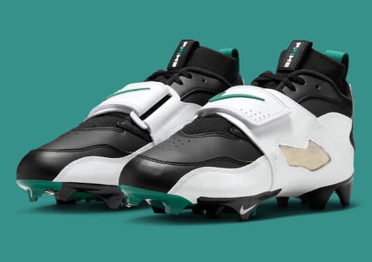 Deion Sanders’ “Emerald” Branches Onto The Nike Air Diamond Turf 93 Cleats