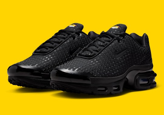 The Nike Air Max Plus VII Creeps Towards Debut In Black