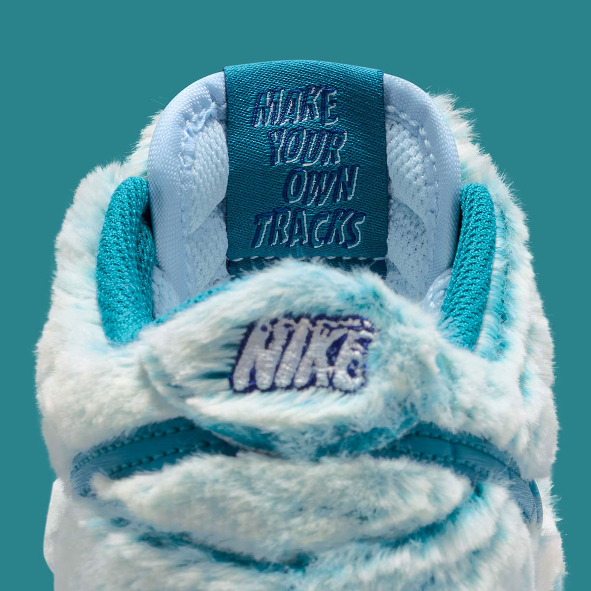 Nike Dunk Low Abominable Snowman Im7170 441 9