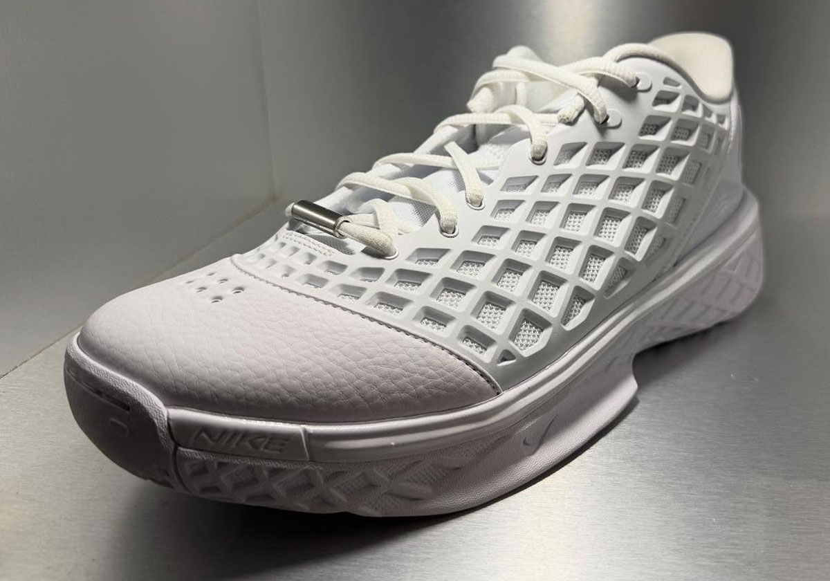 First Look At The Nike Kobe 3 Protro Low