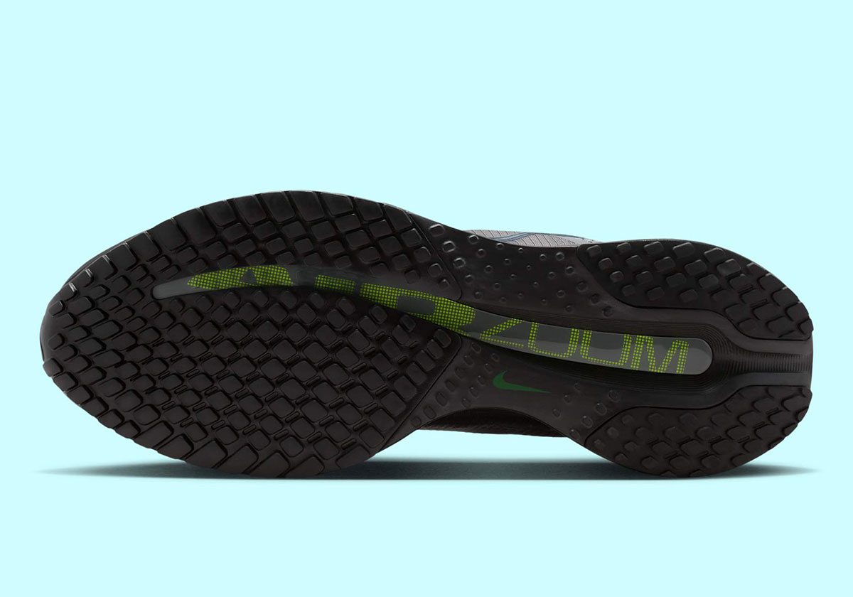 Nike Pegasus Premium Smoke Grey Black Volt Hq2592 012 4