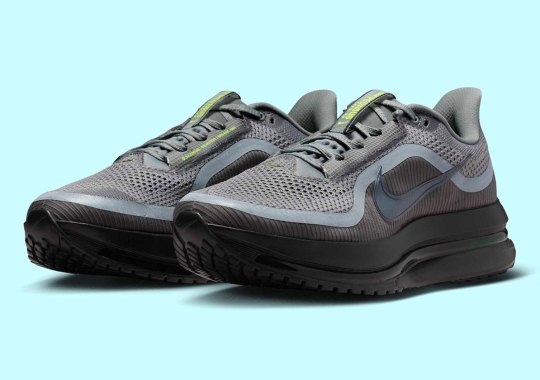 Nike Ignites "Smoke Grey" On The Pegasus Premium