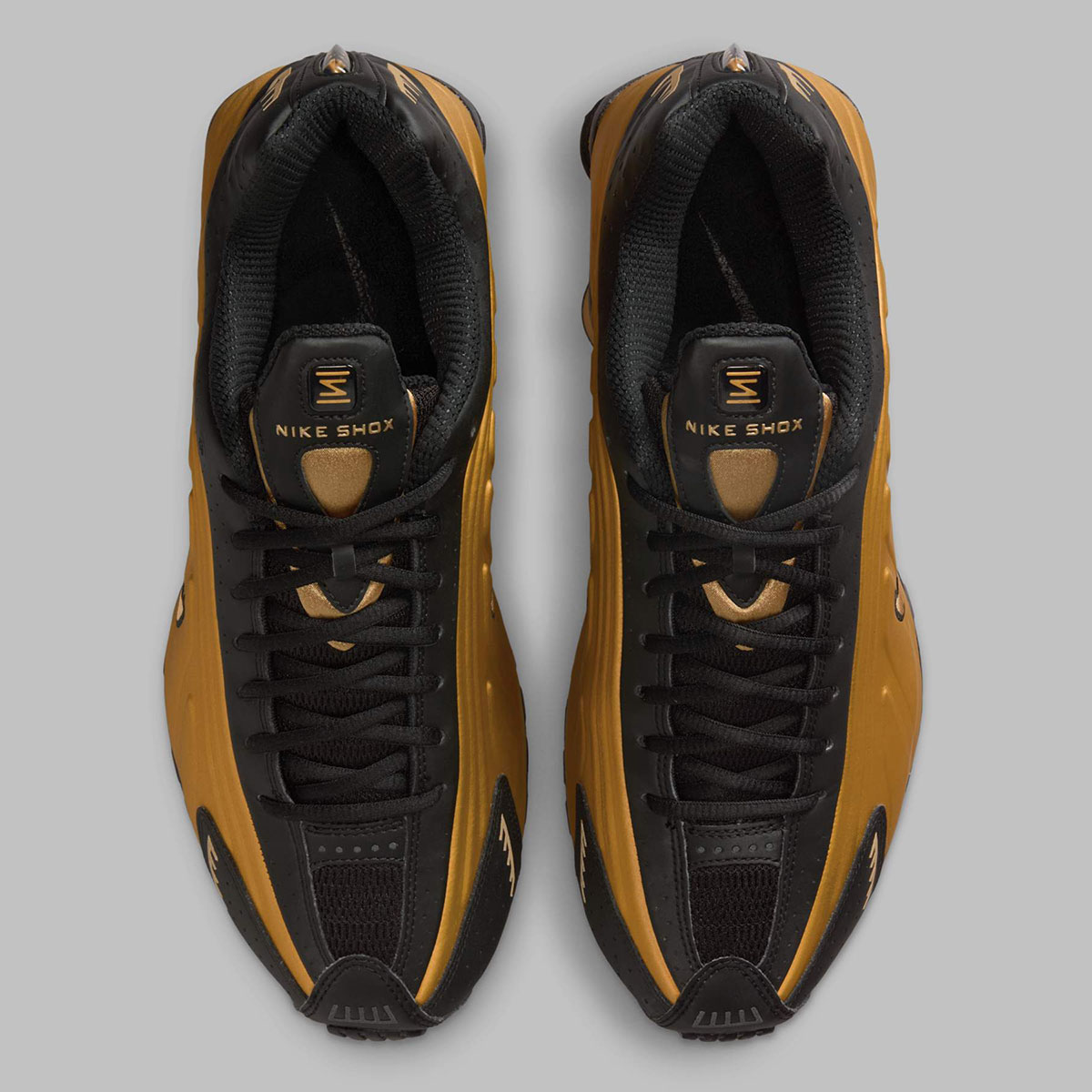 Nike Shox R4 Black Gold Hq1988 700 5