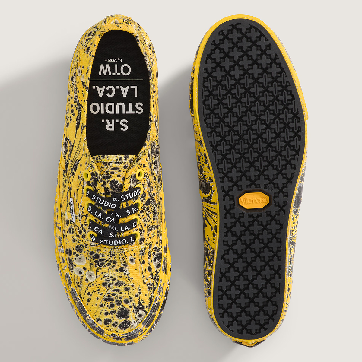 Sr Studio Vans Authentic 44 Vn000dcnfas 03
