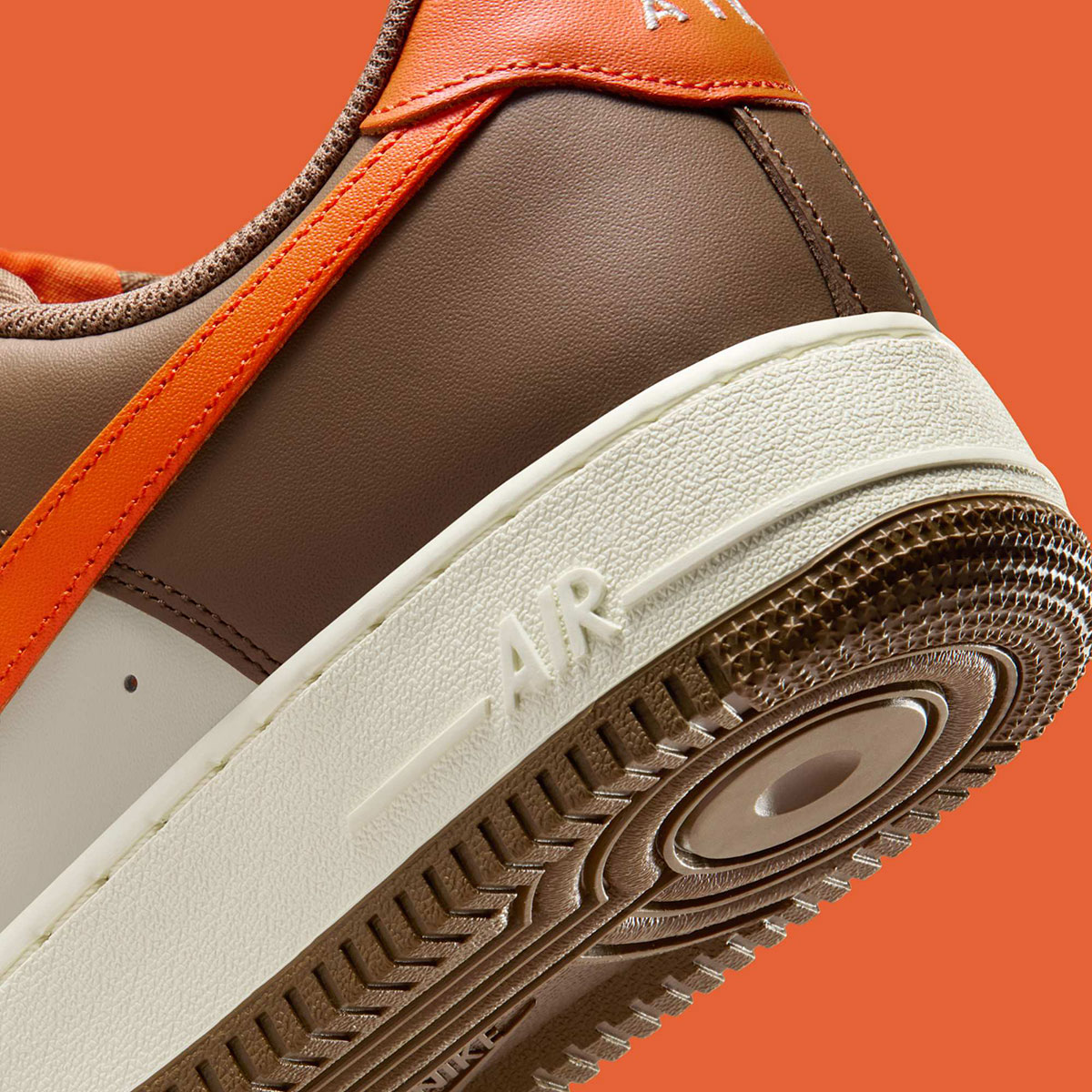 Nike Air Force 1 Low Mosswood Brown Campfire Orange Coconut Milk Io7545 221 4
