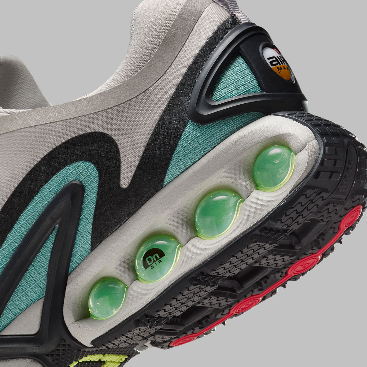 Nike Air Max Dn Roam Hq8605 003 6
