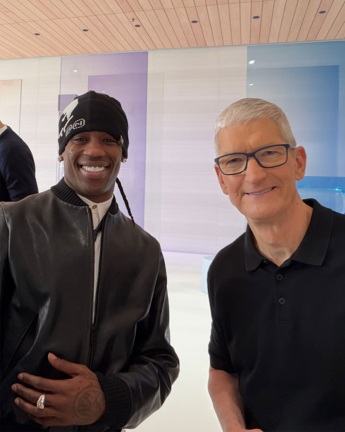 Travis Scott Apple Sneakers Iphone 17 Keynote 3